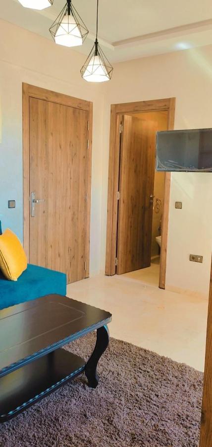 Appartement Nour 5 Marrakech Centre Gueliz Avec Piscine 马拉喀什 外观 照片