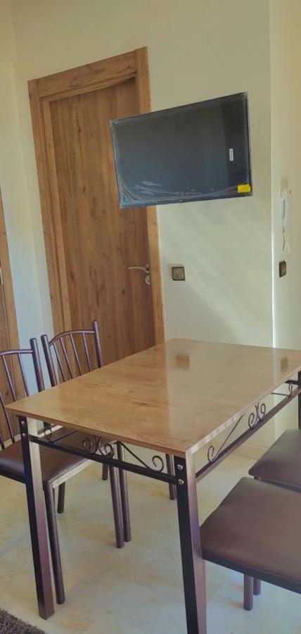 Appartement Nour 5 Marrakech Centre Gueliz Avec Piscine 马拉喀什 外观 照片